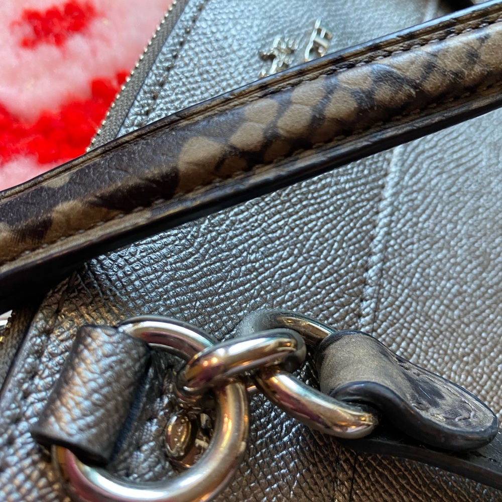 Coach Metallic Silver Shoulder Bag - Picture 11 of 12